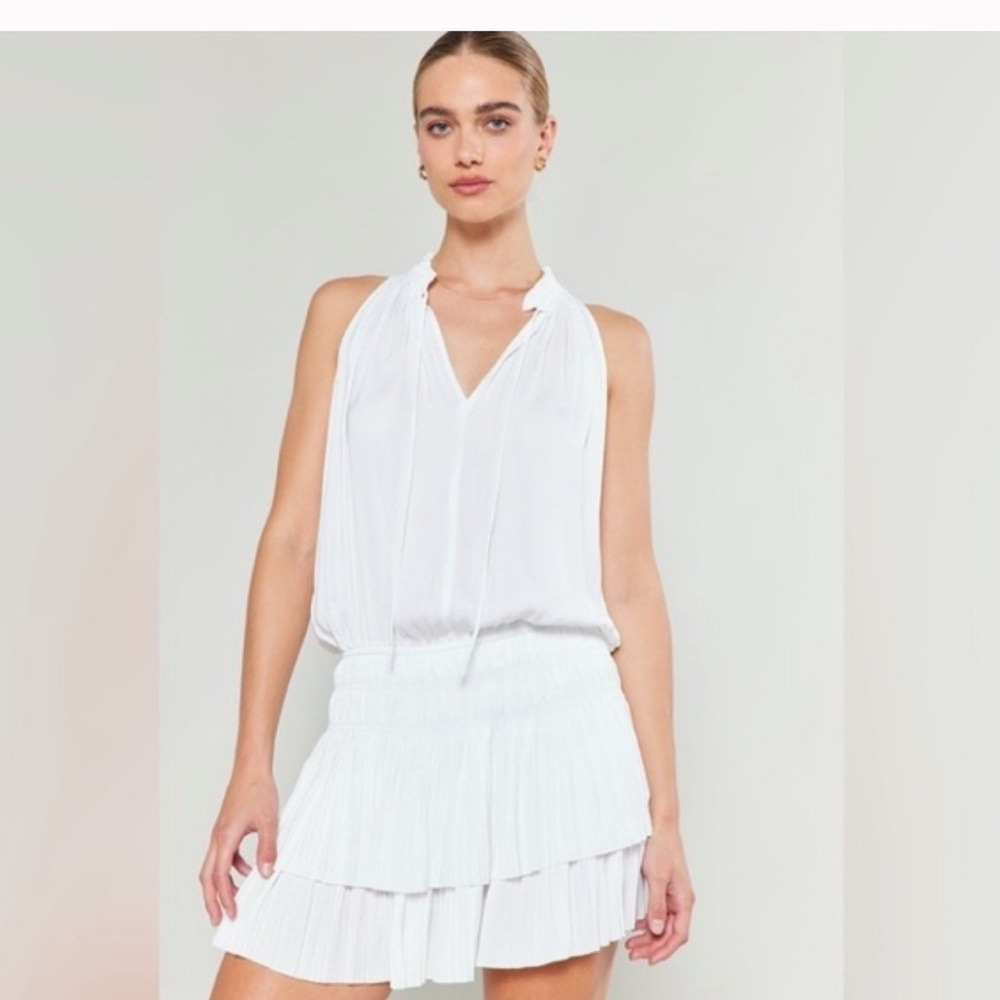 Current Air White Pleated dress extra small 
Never worn